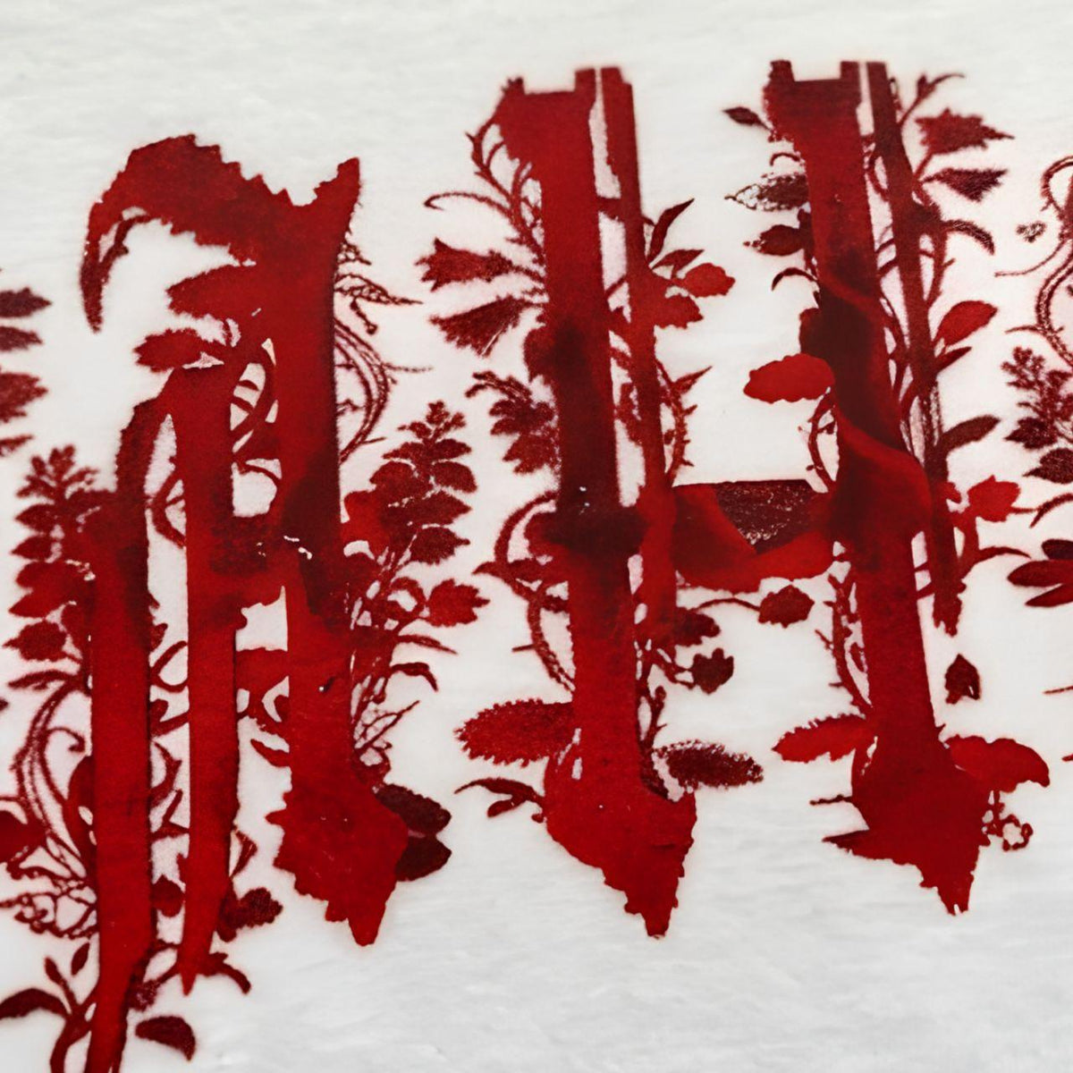 ERISCE CIRE Crimson SALLOS Longsleeve - graphic detail